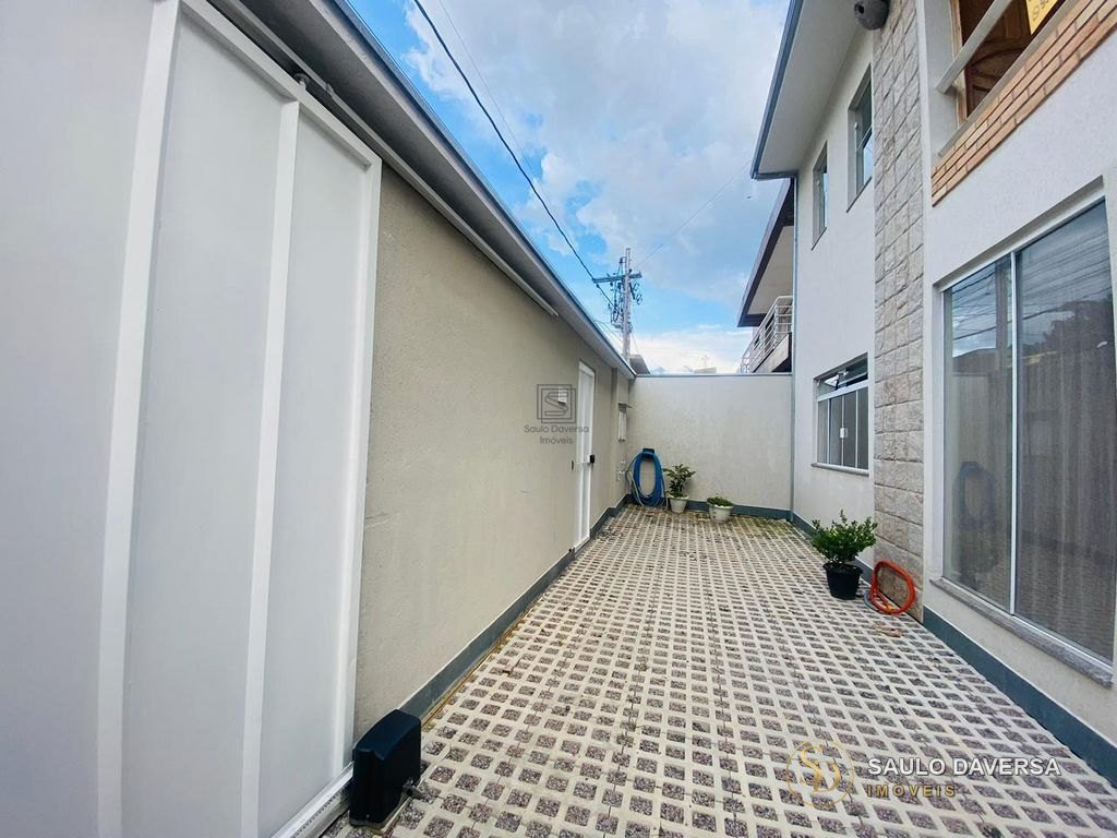 Casa à venda em Parque Primavera, Poços de Caldas